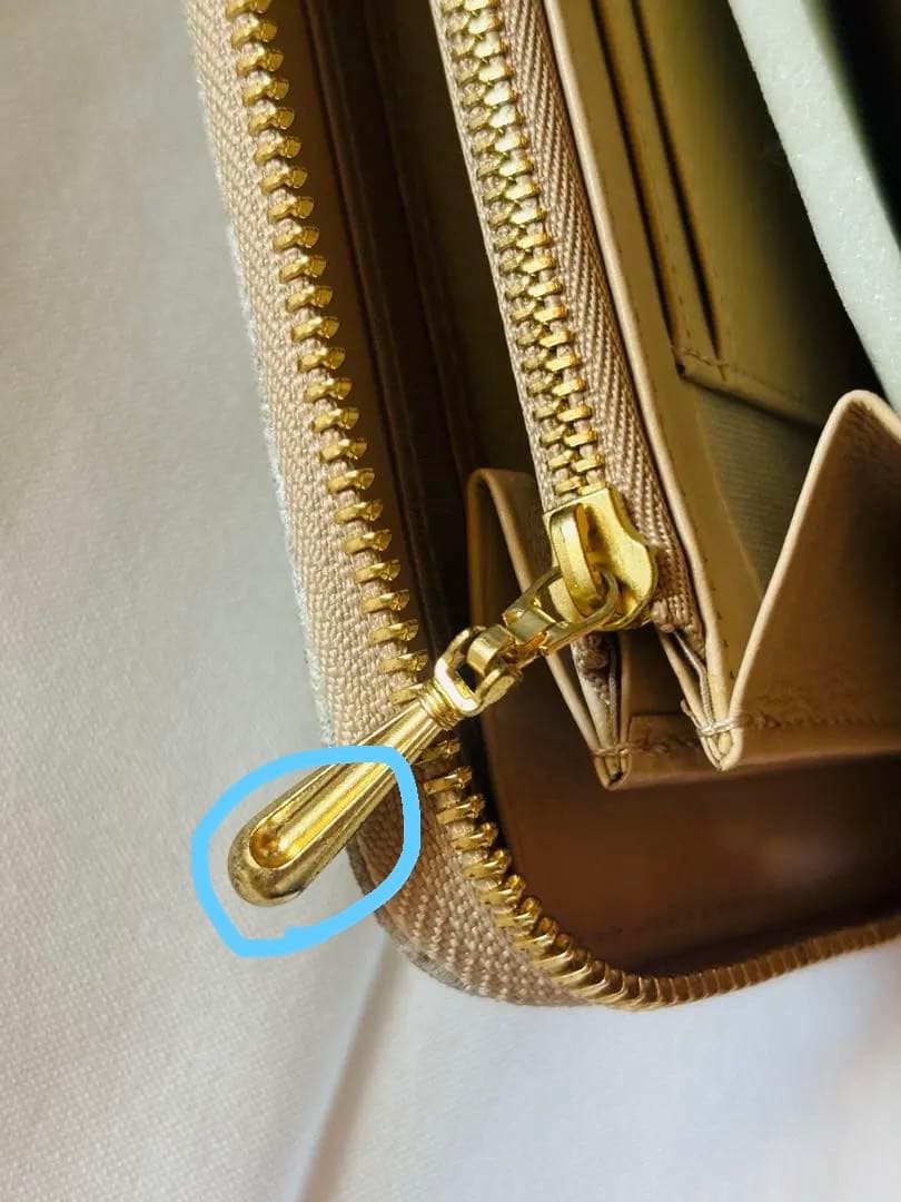 〜1/7値下げ❗️【美品】エーテル　マルグリート　長財布　ラウンドファスナー　花柄