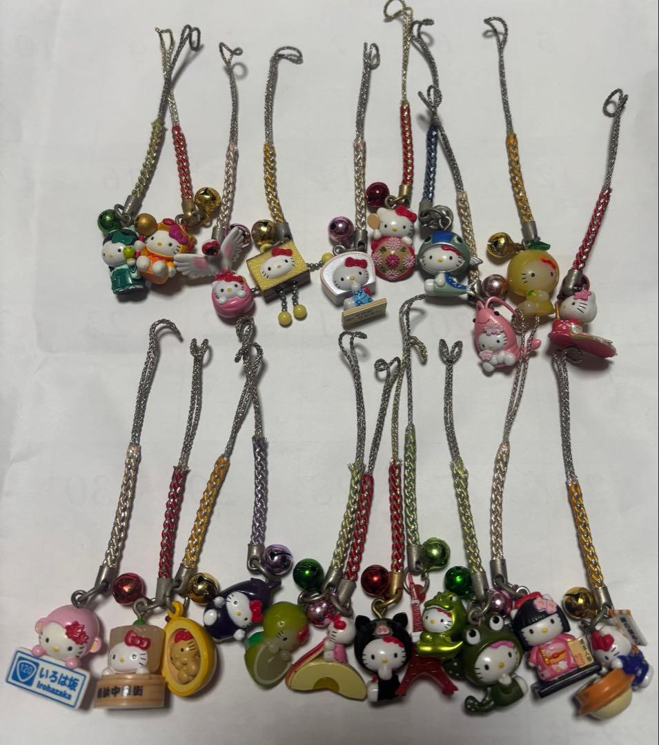 ご当地キティ根付けまとめ売り21点 - メルカリ