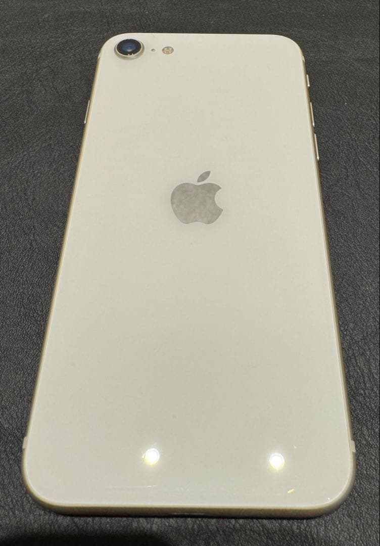 □Apple iPhone SE 第3世代 64GB スターライト