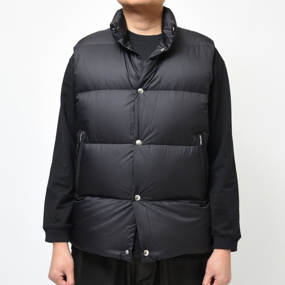 COMOLI Y03-01018 ダウンベスト - メルカリ