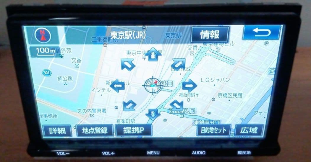 トヨタ純正　9インチカーナビ NSZT-Y66T 地図2018年　フルセグ