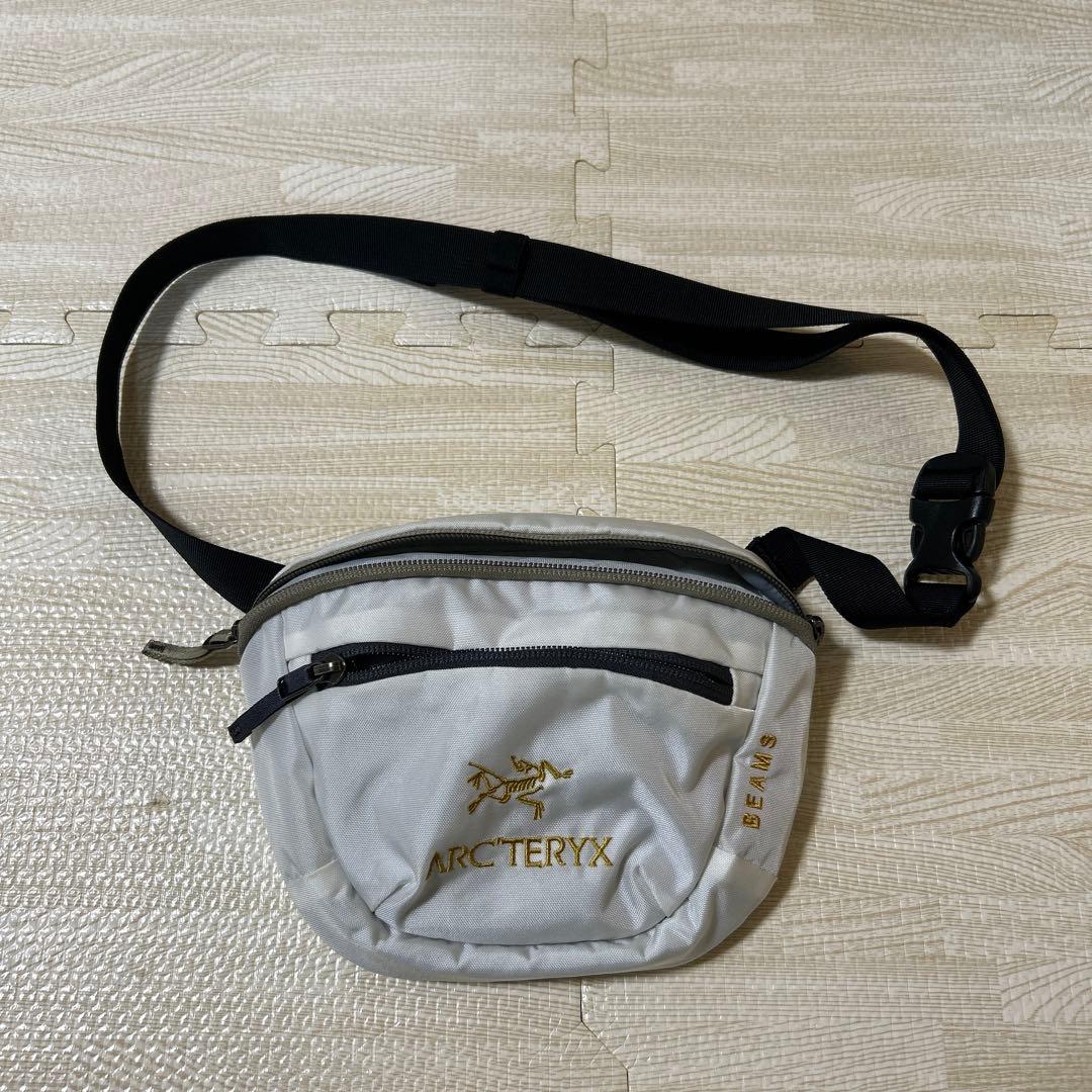 （美品）BEAMS別注 ARC'TERYX MANTIS1 white