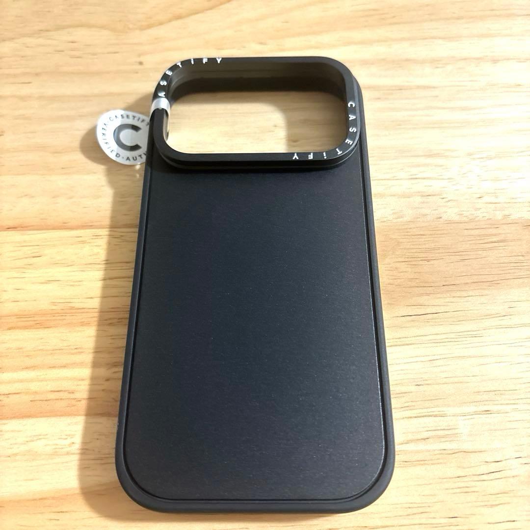 iPhone17Pro用 スマホケース マットブラック 耐衝撃MagSafe対応