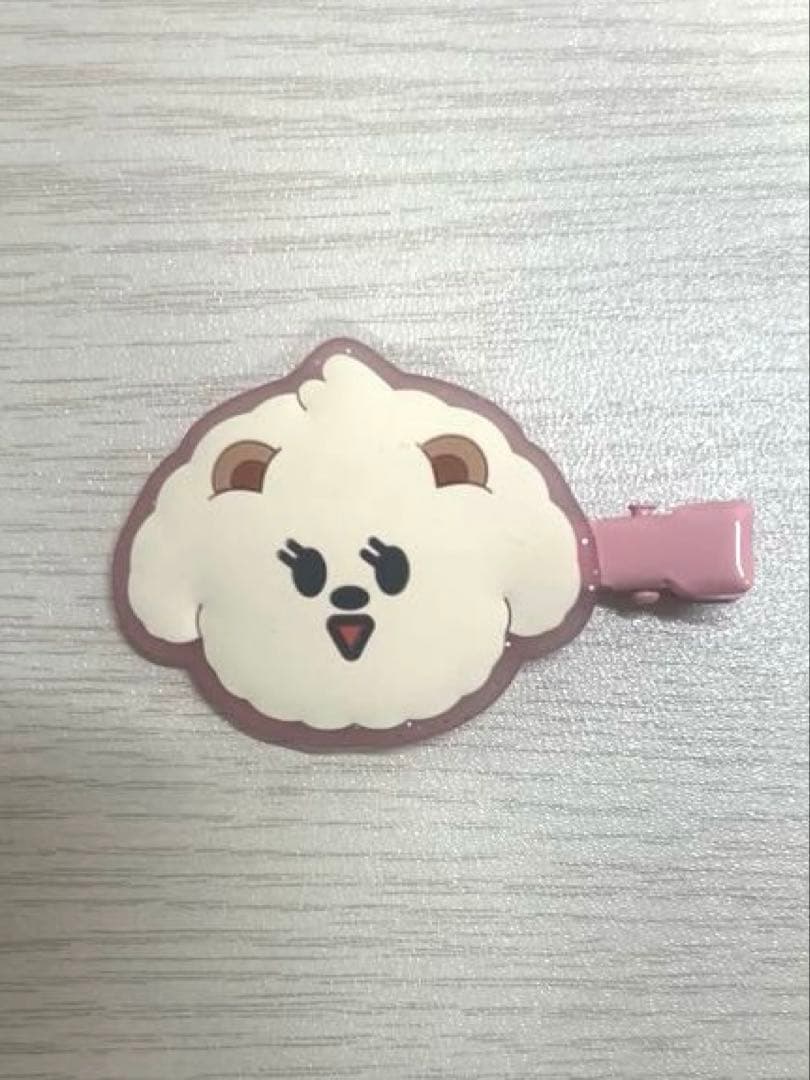 TXT カプセルトイ ボムギュ バムグッ プルバトゥ ヘアクリップ - メルカリ