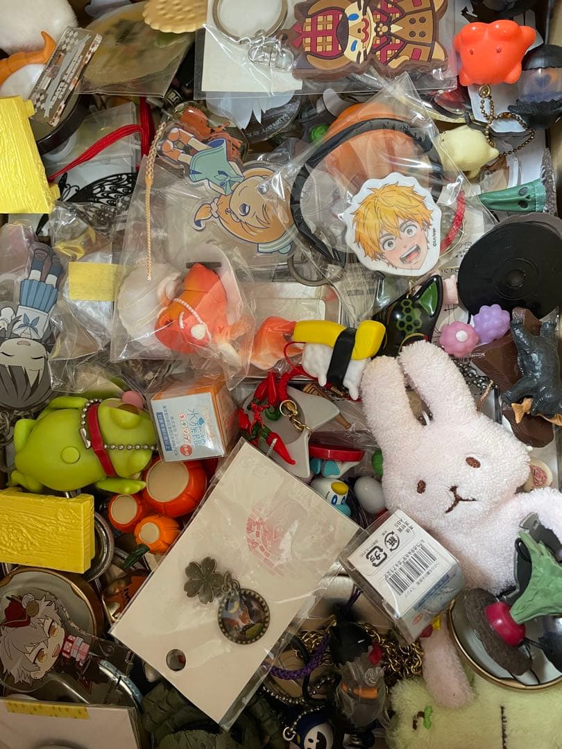 【値下げ】1000点以上 アニメ ゲーム 漫画 ノンジャンル グッズ まとめ売り