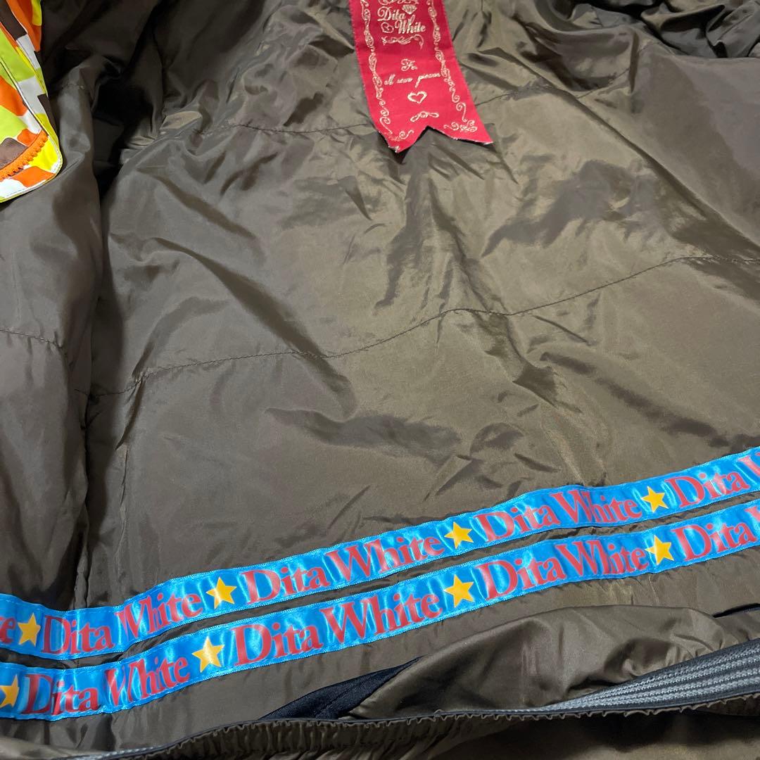 dita white レディース スノーボード ウェア