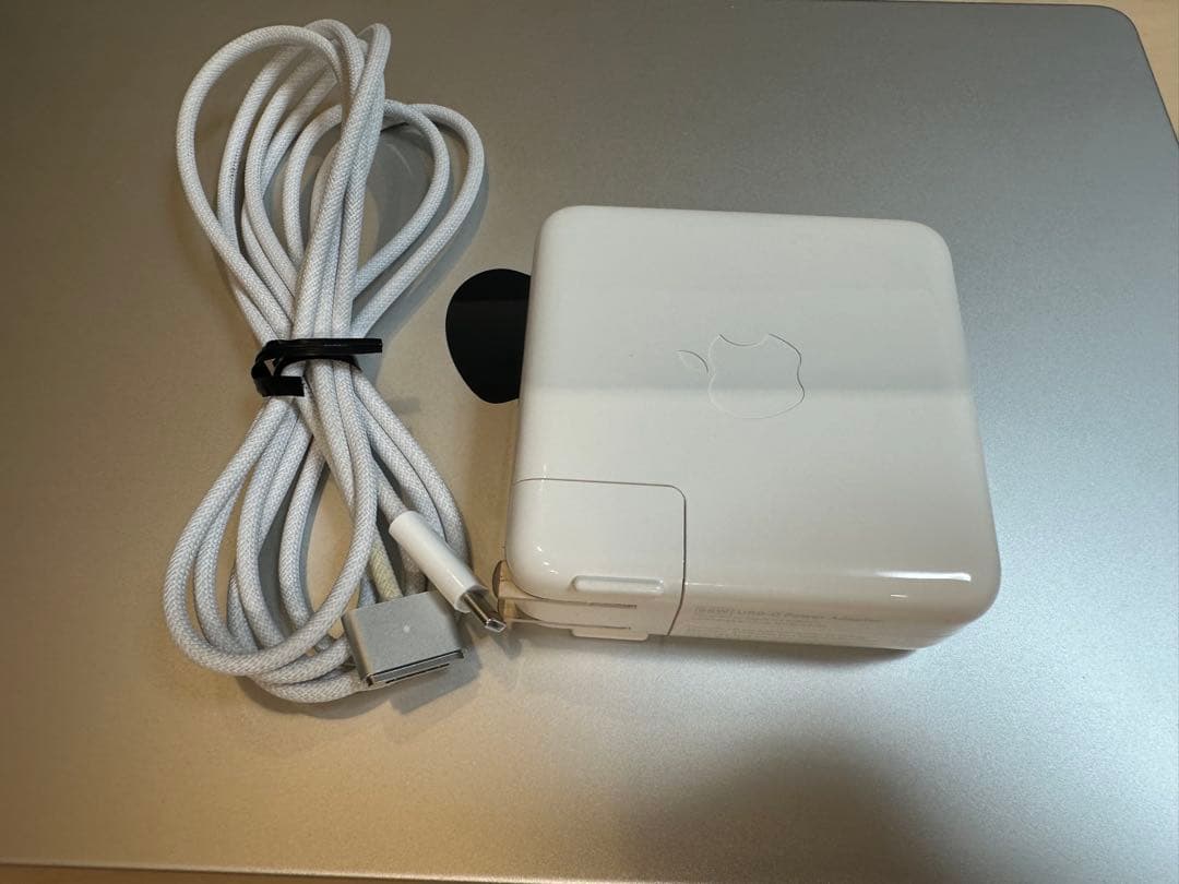 MacBook pro m4 14インチ