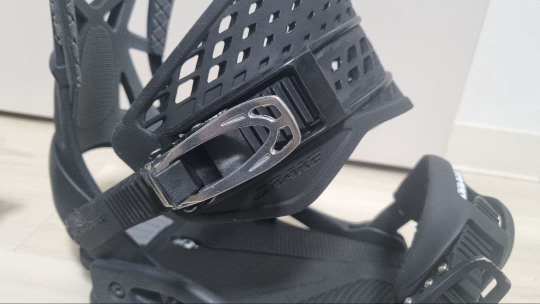 Drake fifty ltd Mサイズ 23-24モデル