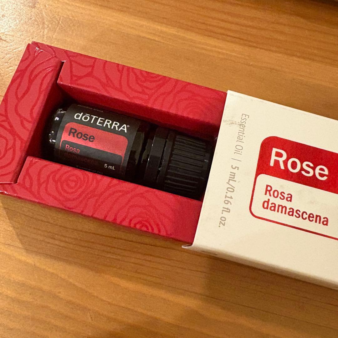 【正規品】doTERRA ローズ エッセンシャルオイル 5mL