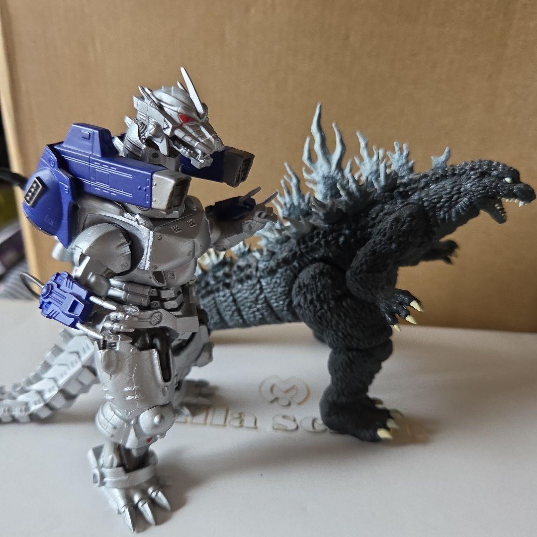 バンダイ究極大怪獣　02 アルティメットモンスターズ　ゴジラ　メカゴジラ