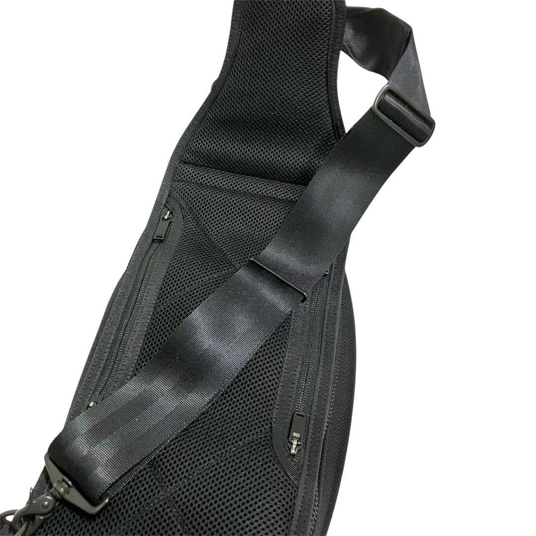 【美品】PORTER ポーター　ヒート　ボディバッグ　スリングショルダー　黒