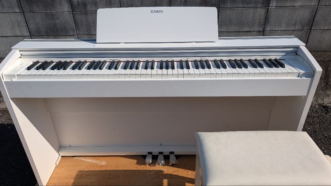 商談専用中CASIO PX-2000 2018年製 激可愛い♥ホワイトほぼ新品