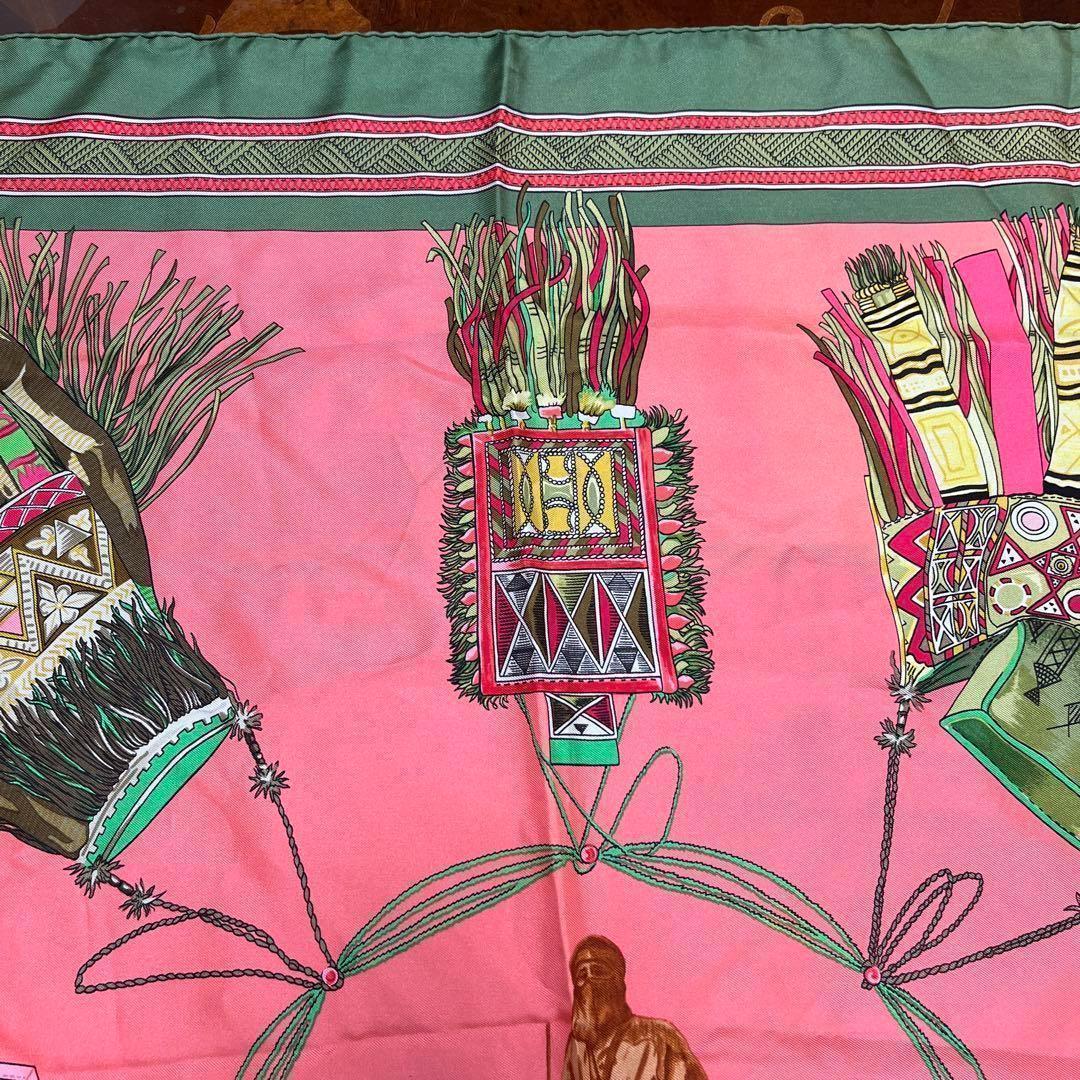 ★HERMES★ スカーフ カレ90 砂漠の革飾り シルク グリーン ピンク