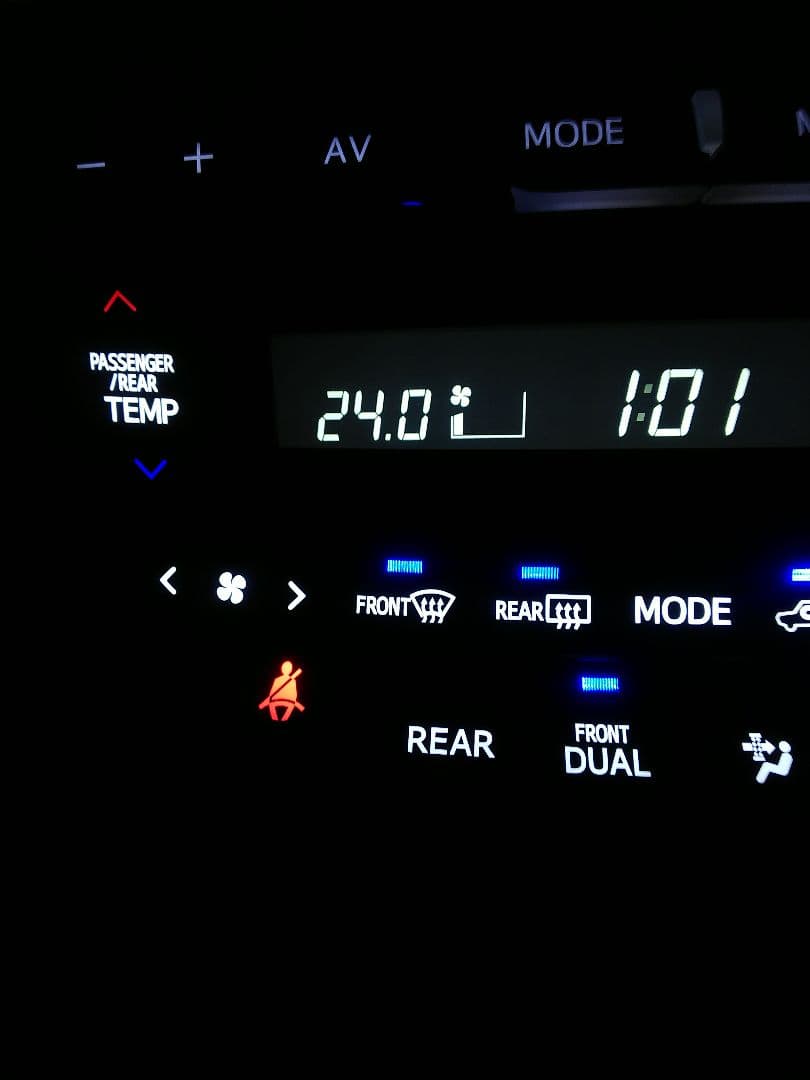 ★お好きな色で加工します★ フロントエアコンパネル アルファード ヴェルファイア