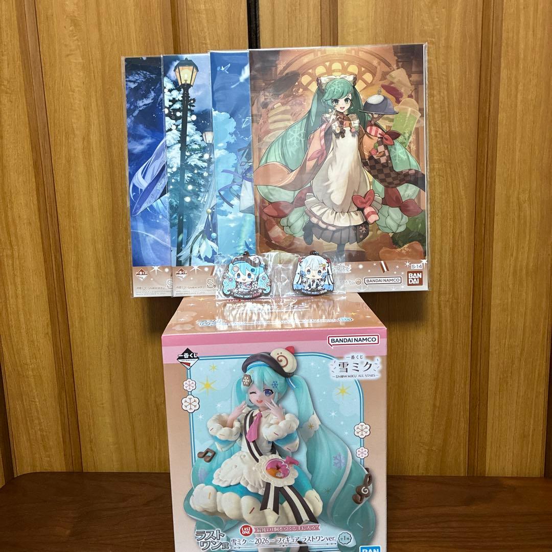 一番くじ 雪ミク2026 ラストワン賞+S賞4+R賞2 - メルカリ