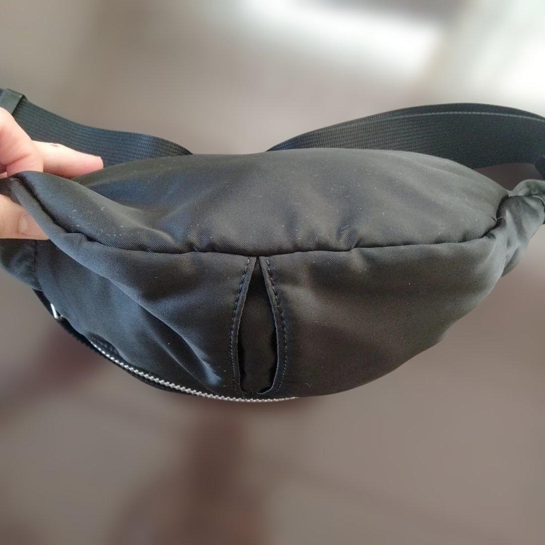 極美品ポータータンカーショルダーバッグ　ウエストバッグボディーバッグ　ブラック