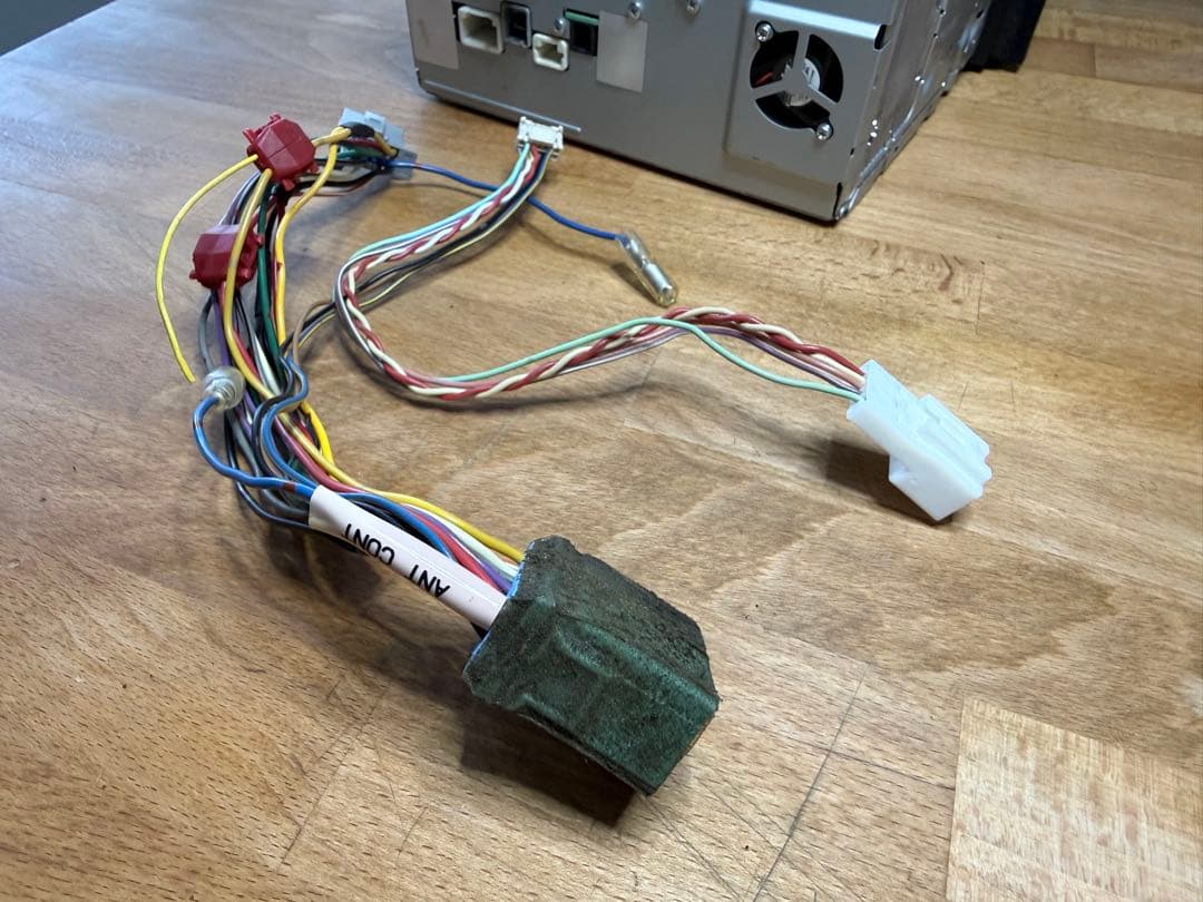 Panasonic CN-RZ83 カーナビ　スズキ イグニスから取り外し