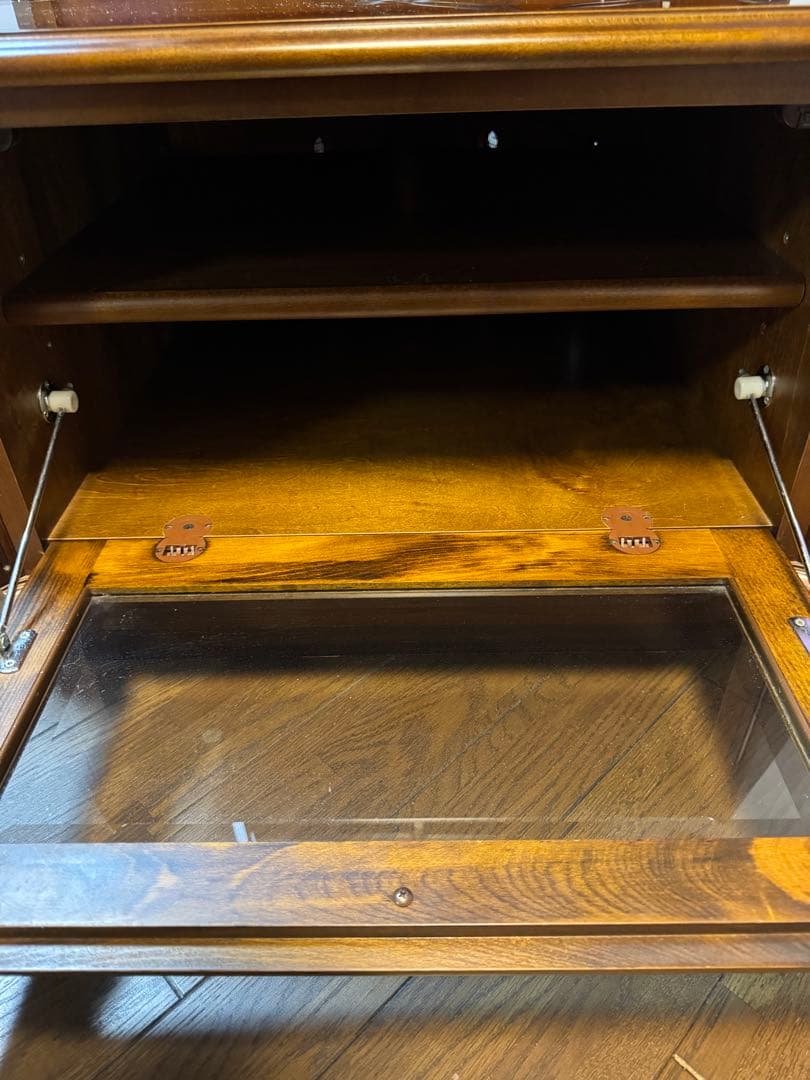 KARIMOKU カリモク コーナーテレビボード キャビネット ガラス棚