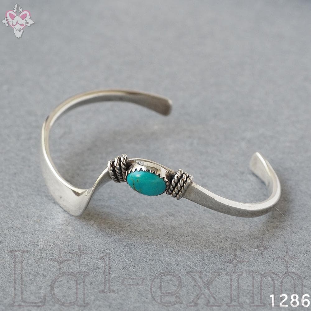 美品 ターコイズ インディアンジュエリー 純銀製 シルバー 刻印 BT バングル