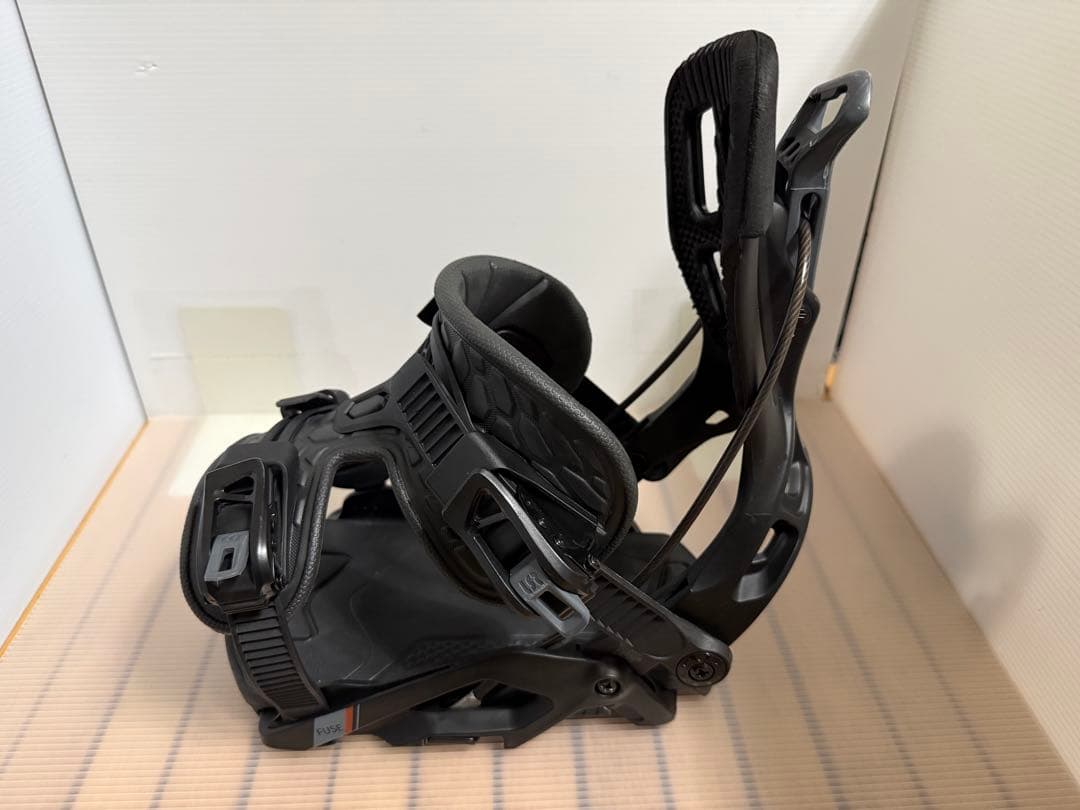 FLOW FUSE FUSIONビンディング sizeL NIDECKER