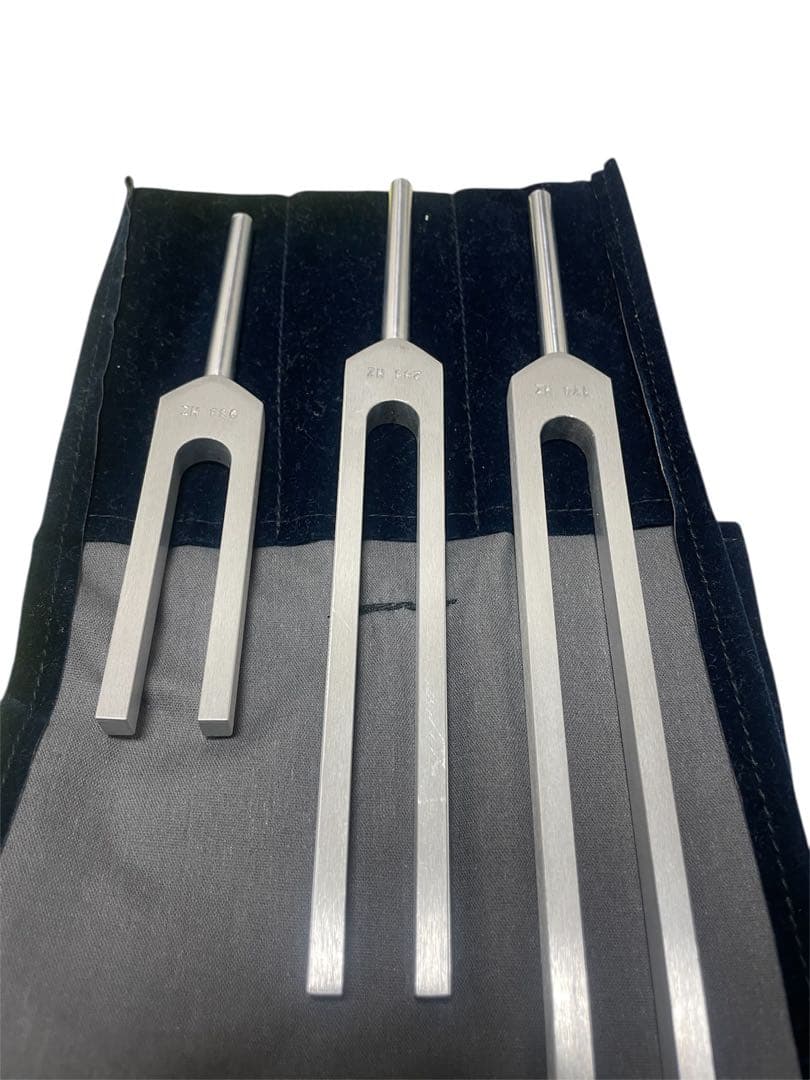 【美品】Medivibe ソルフェジオ周波数　音叉　チューナー