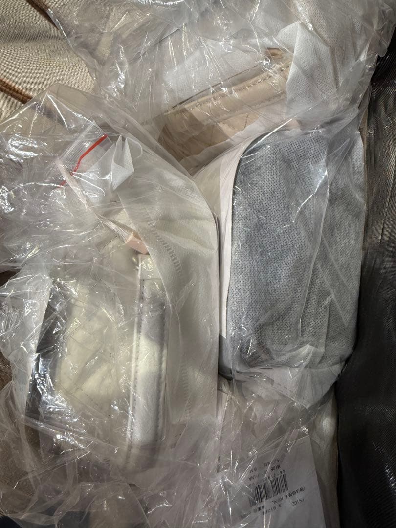 Darich ゴールドパーツ キルティングスクエアミニバッグ WHT