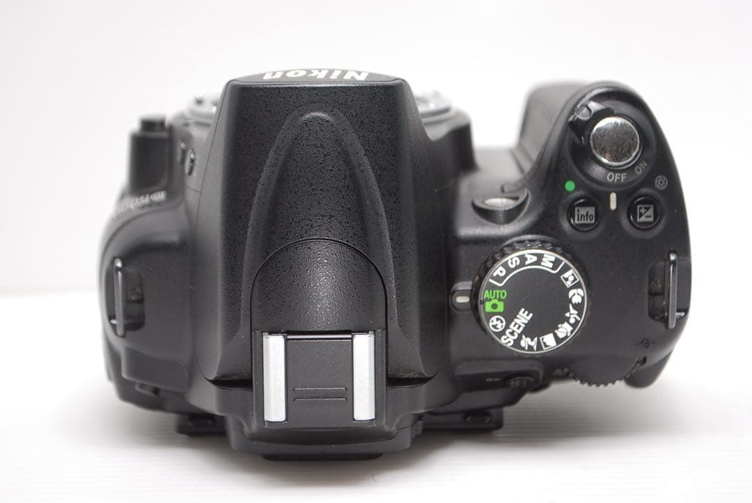 ❤️カメラ入門モデル❤️Nikon D5000 ダブルレンズセット手ぶれ補正付き