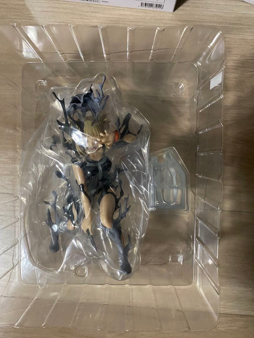 【開封品】一番くじ　ヒロアカ　幸せの上に　B・ラストワン賞　トガヒミコ・お茶子