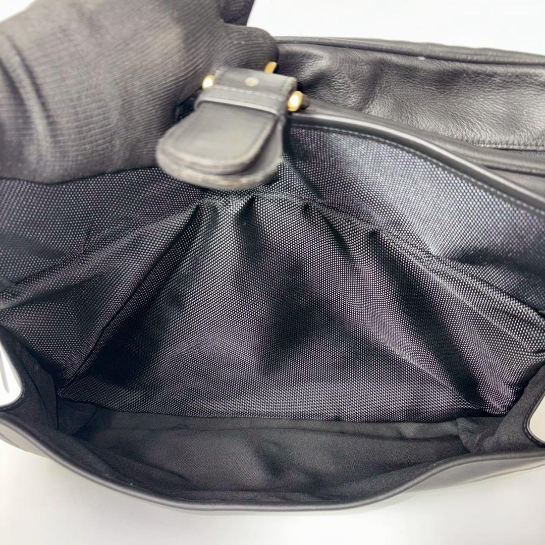 オールドコーチ　ビジネス　ショルダーバッグ　ボストンバッグ　大容量　ブラック.