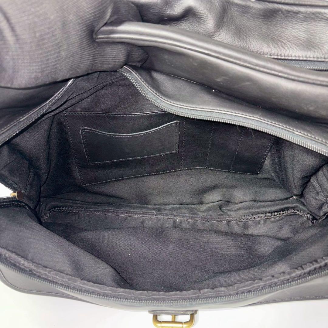 オールドコーチ　ビジネス　ショルダーバッグ　ボストンバッグ　大容量　ブラック.