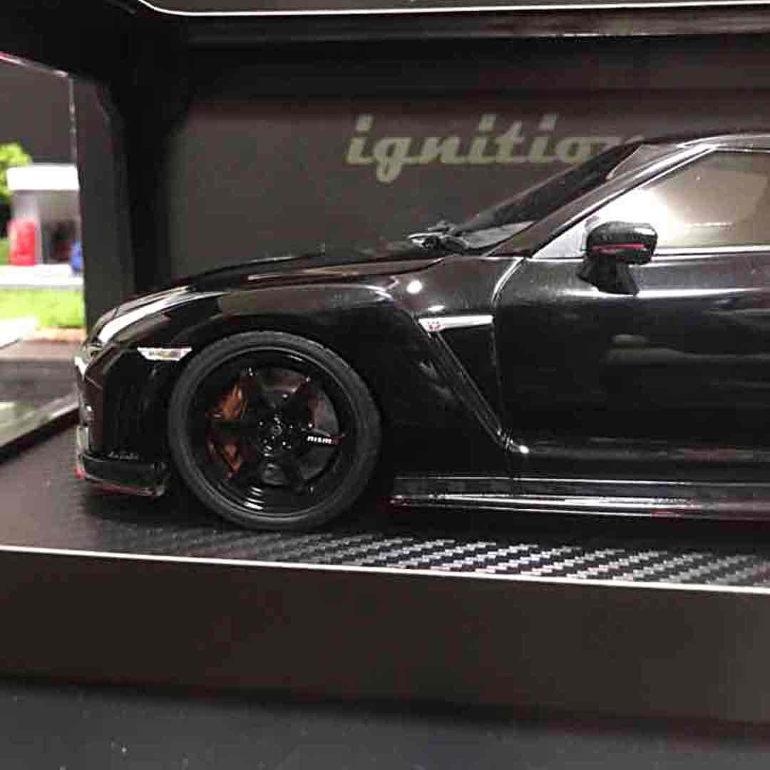 イグニッションモデル 1/18 ミニカー GTR R35 ブラックパール