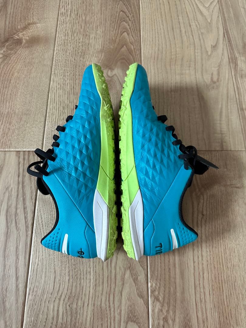 ナイキ ティエンポレジェンド 8 アカデミー TF(グリーン×ホワイト)