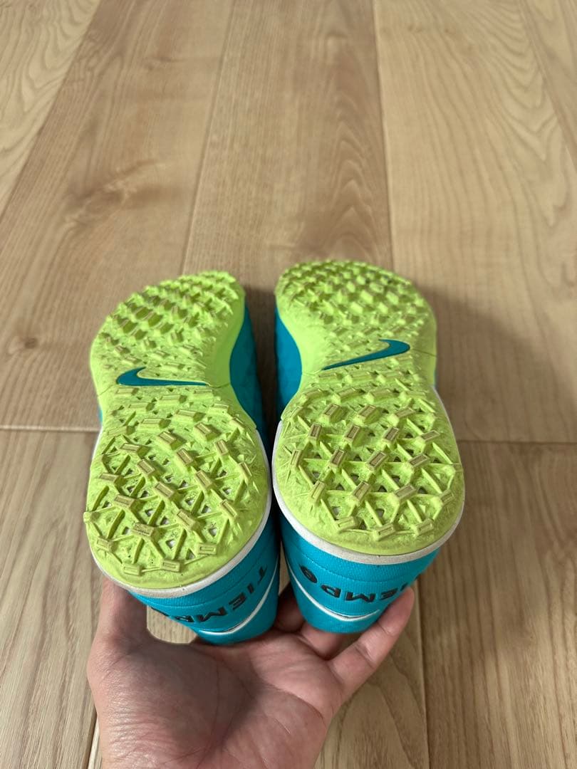 ナイキ ティエンポレジェンド 8 アカデミー TF(グリーン×ホワイト)