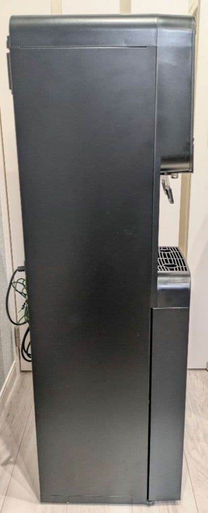 Premium Water（famfit）サーバー本体のみ