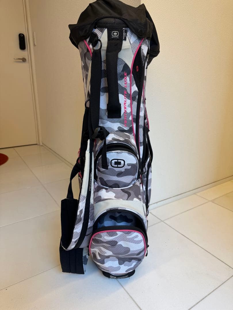週末限定値下げ！　 OGIO スタンド式キャディバック　オジオ　キャディバック