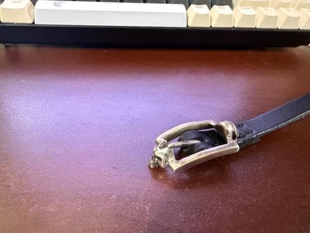 期間限定値下げします、追加パーツあり、レザーブレスレット スカルバックル