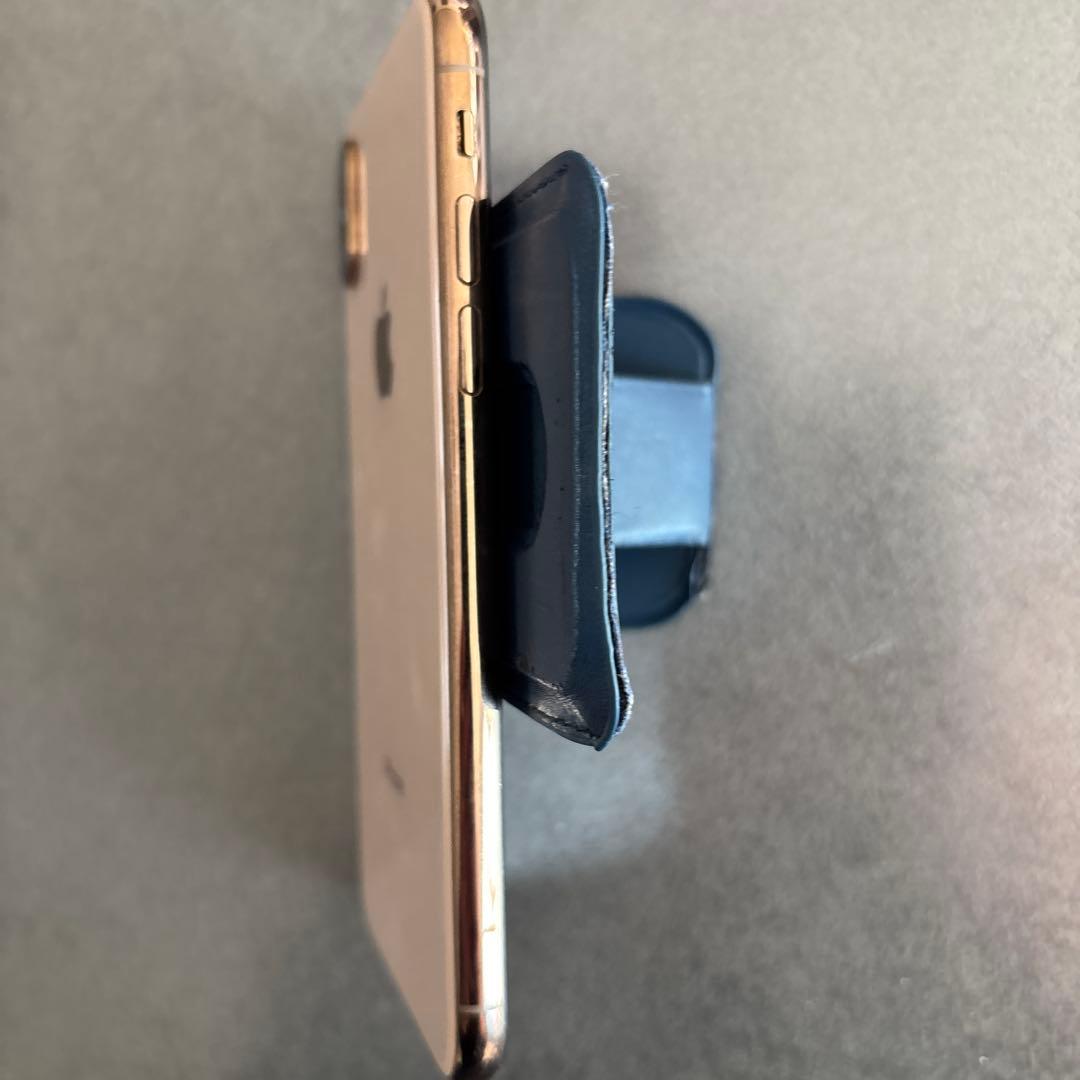 ゴールドフレーム スマートフォン 本体