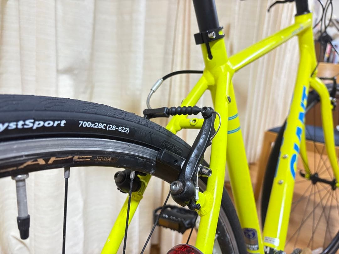 GIANT クロスバイク 直接引渡し限定/横浜及び近隣には無料お届け可能