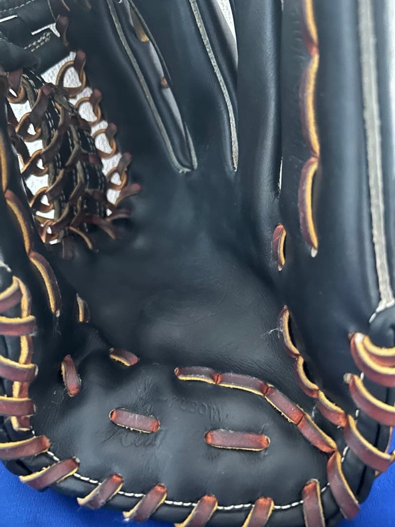 未使用　Slugger 野球　黒グローブ　硬式