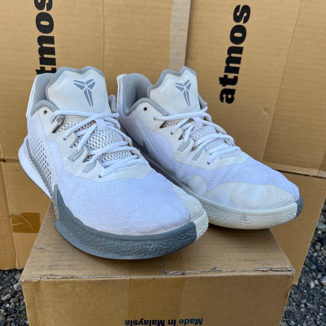 希少　Nike Mamba Fury size 28