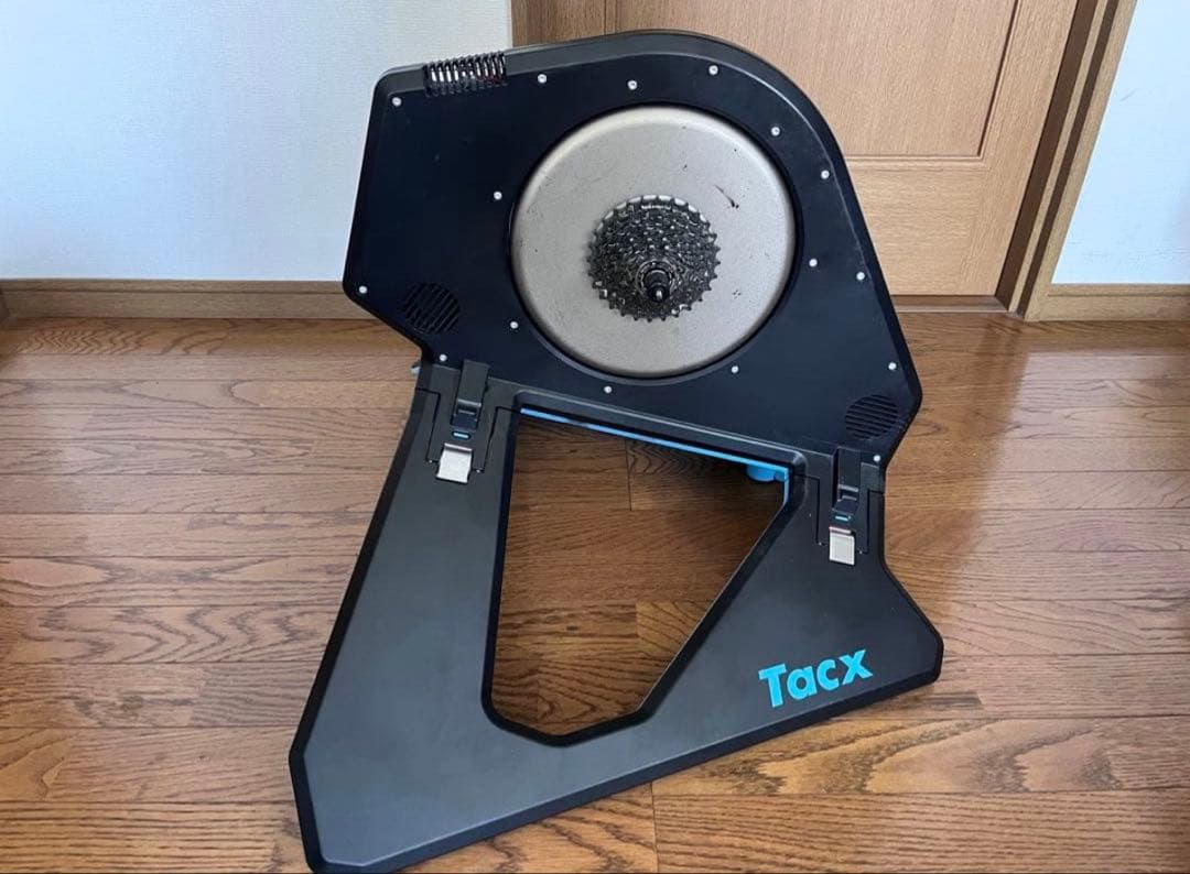 Tacx Neo2 ローラー台
