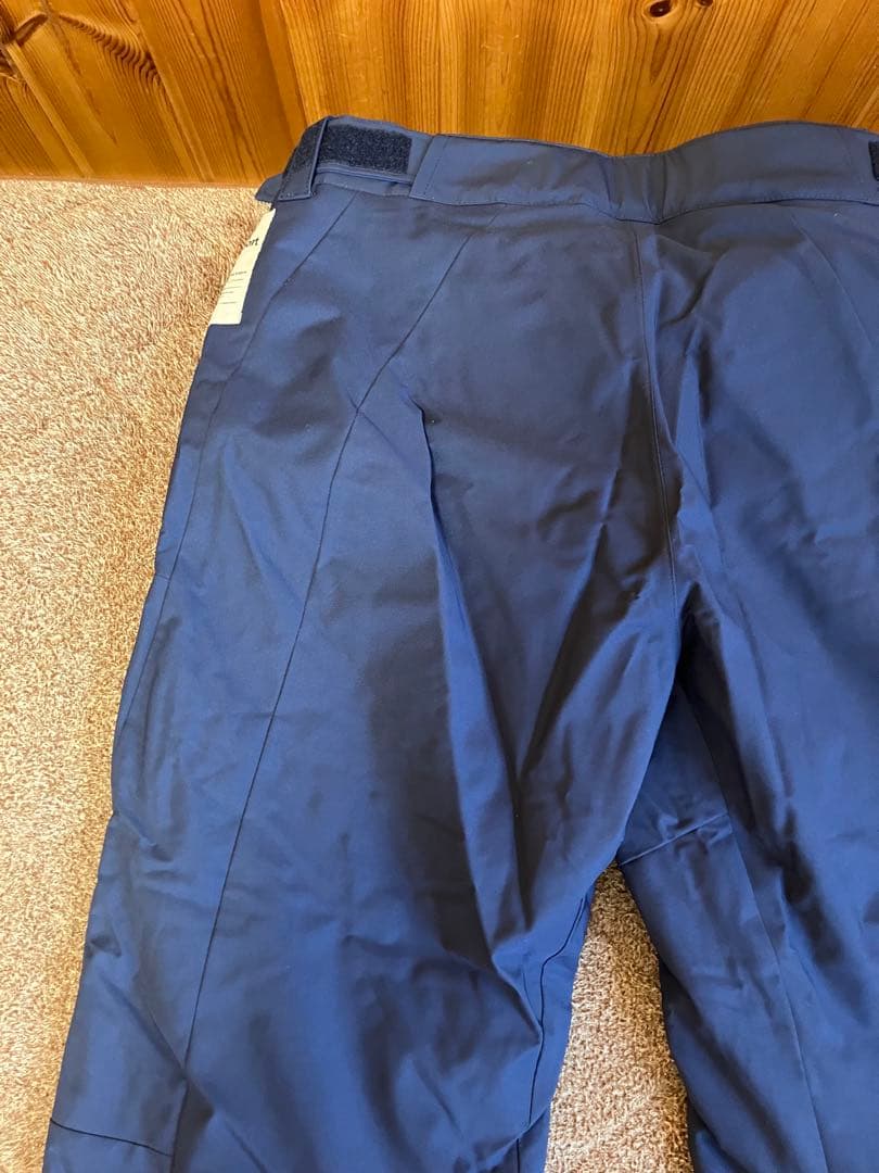 けい　DESCENTE デサント　スキーウェア　上下セット　サイズL