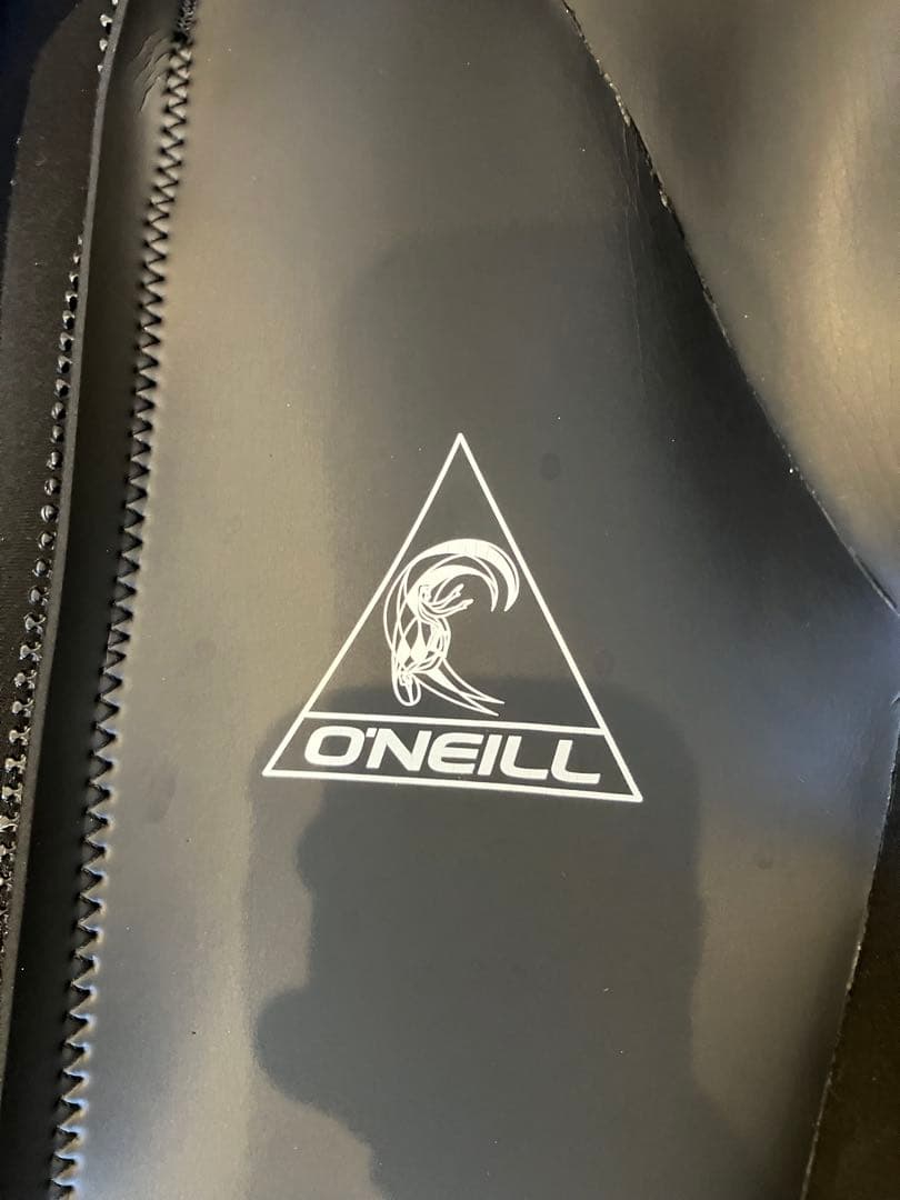 O'NEILL ブラック タッパー