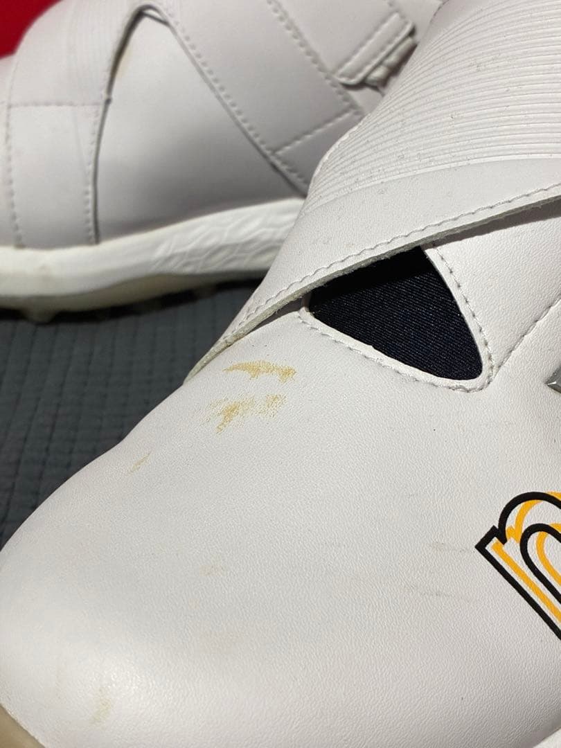 New Balance ゴルフシューズ ホワイト/オレンジ/ネイビー 27cm