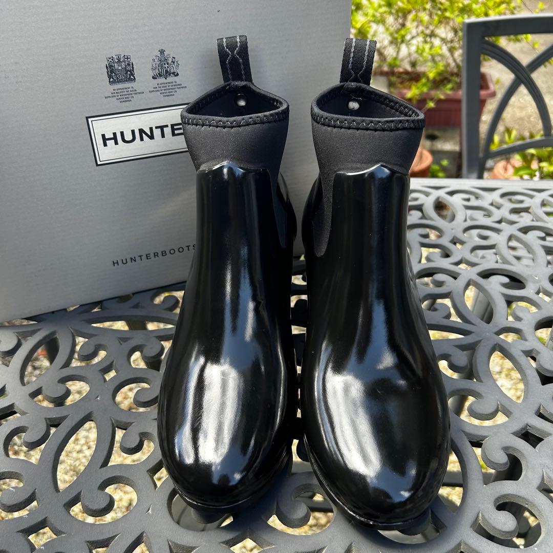HUNTER リファインドミッドヒールグロス　ブラック　２５㎝　エナメル　UK6