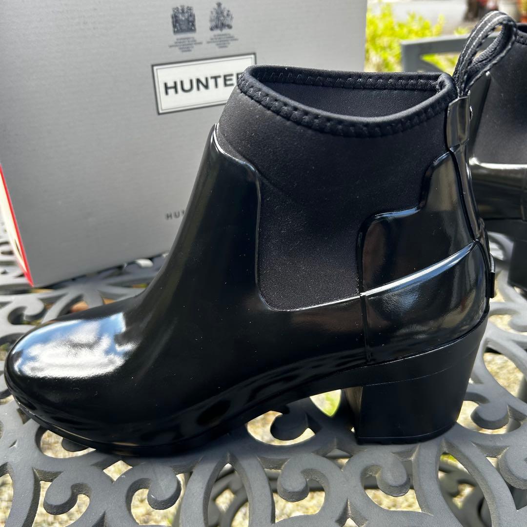 HUNTER リファインドミッドヒールグロス　ブラック　２５㎝　エナメル　UK6