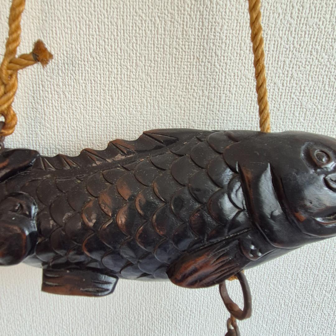 インテリアに！自在鉤の飾り【木彫りの鯉】