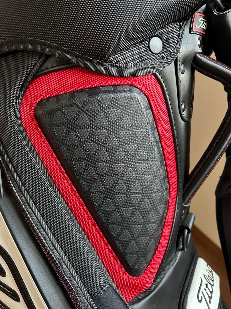 タイトリスト キャディバッグ ツアーモデル TB7SF9 黒赤