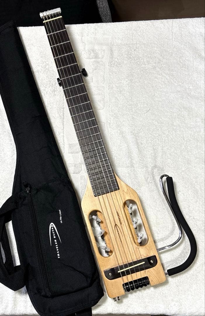 ★TRAVELER GUITAR/ トラベラーギター