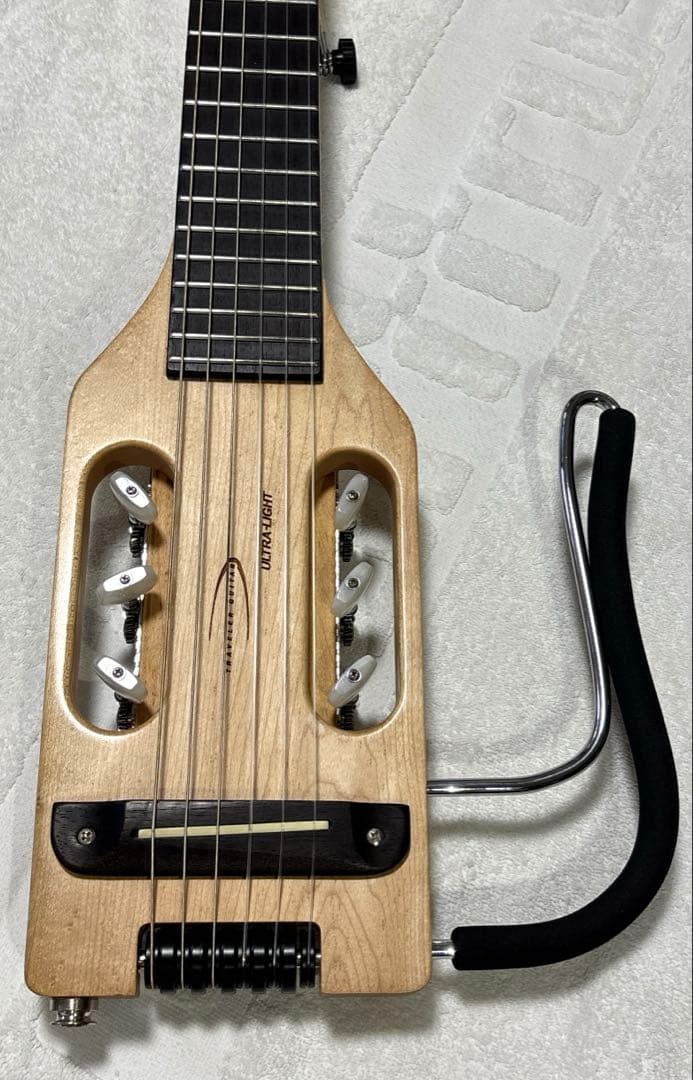 ★TRAVELER GUITAR/ トラベラーギター